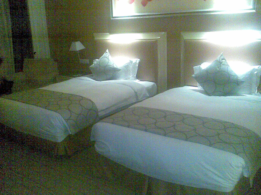 中塑石浦大酒店主图