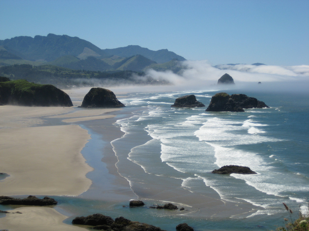 Cannon Beach-坎农比奇必去景点