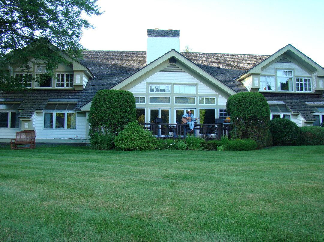 Hawk Inn and Mountain Resort主图