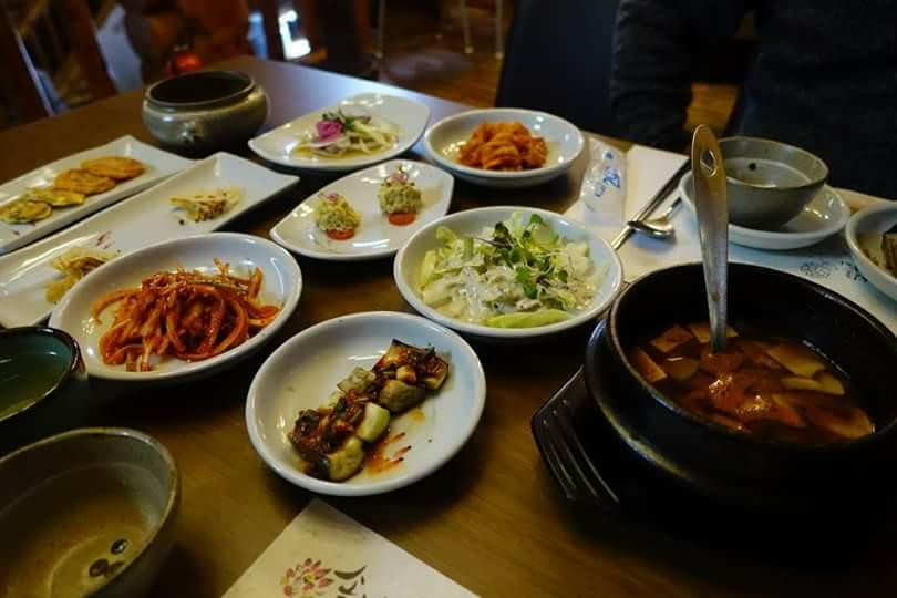 扶余郡餐馆和美食-Sol Naeeum