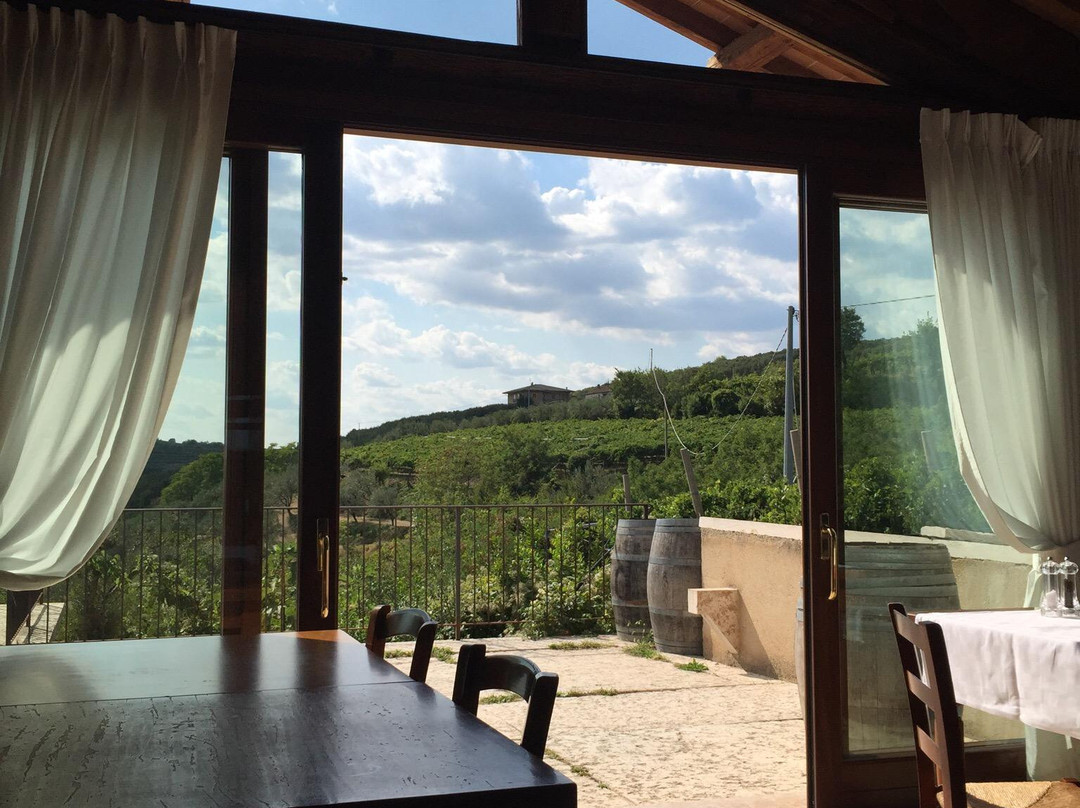 Cazzano Tramigna餐馆和美食-Corte Verzè