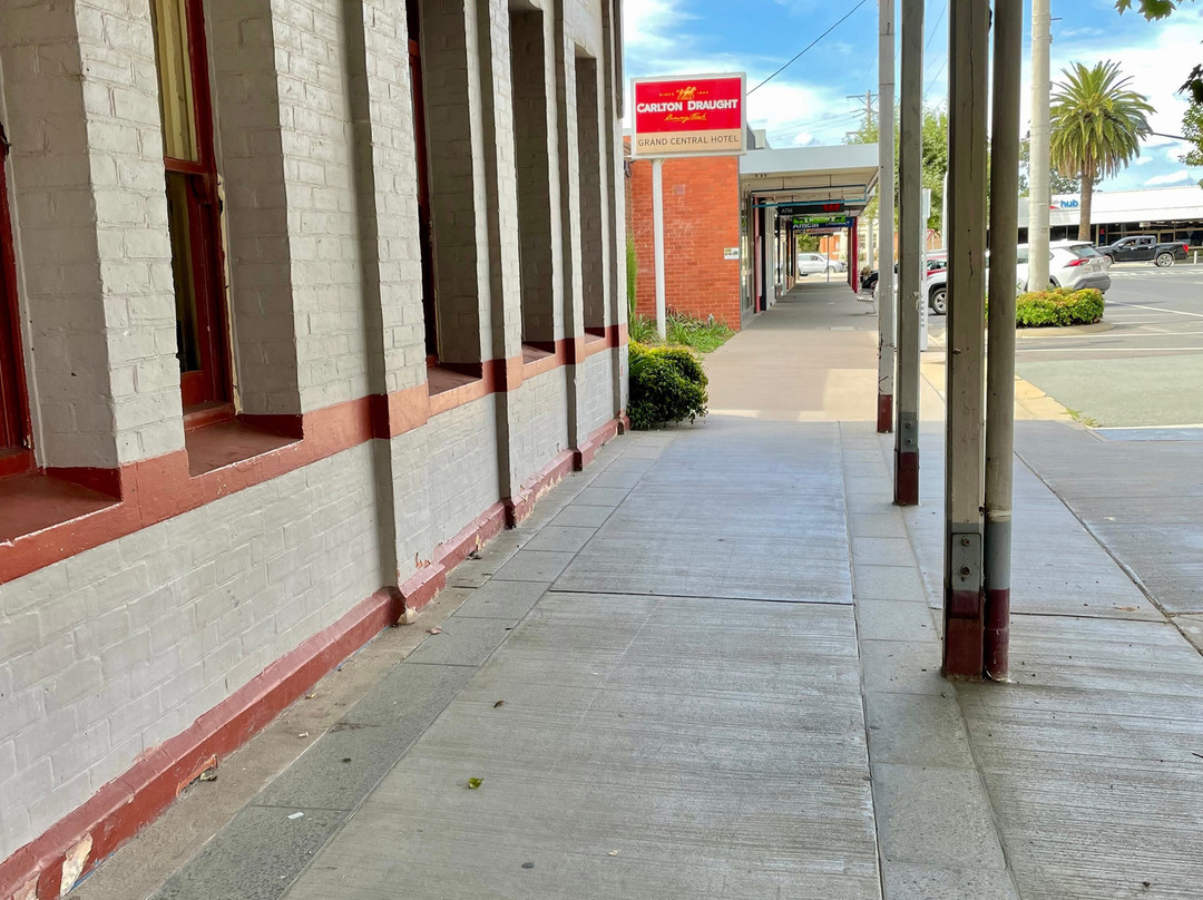 The Grand Central Hotel Cobram