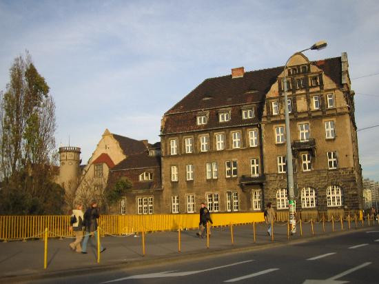 Adam Mickiewicz University-波兹南必去景点
