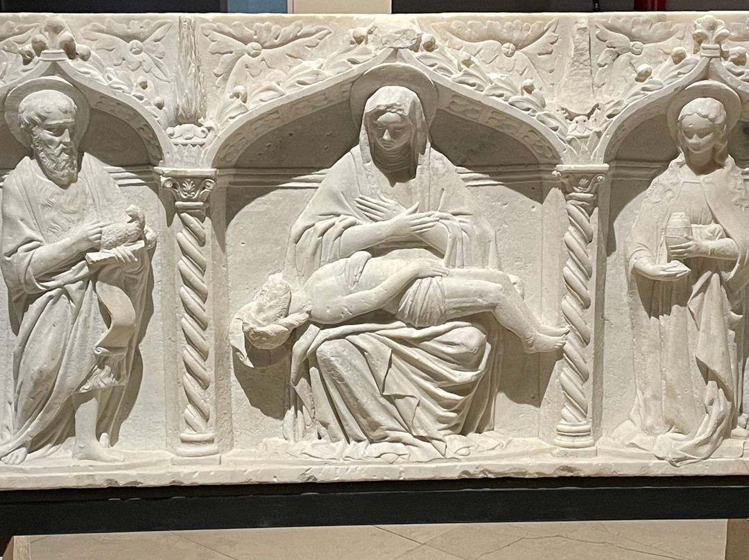 Palazzo Bellomo-锡拉库扎必去景点