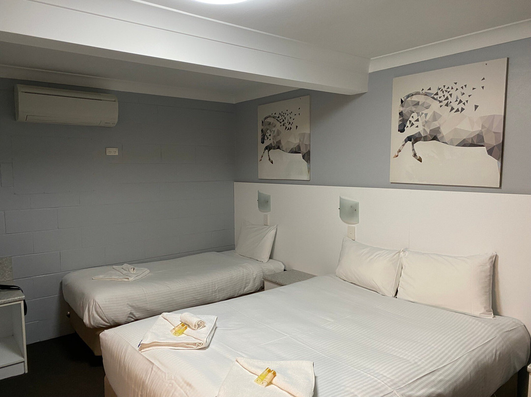 Hideaway Motor Inn主图