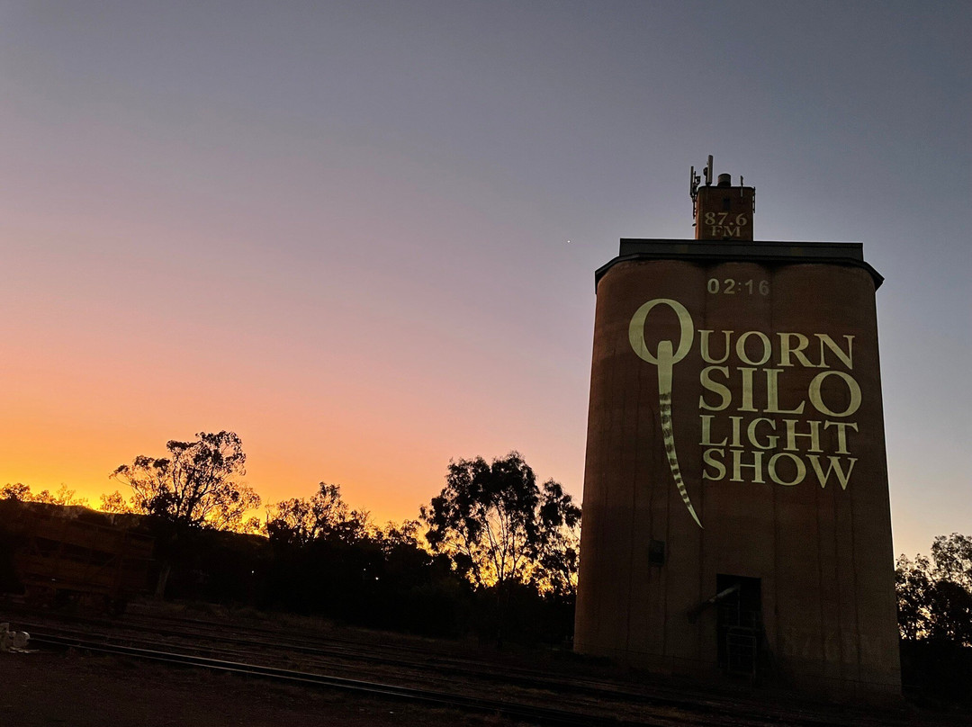 Quorn Silo Light Show景点图片