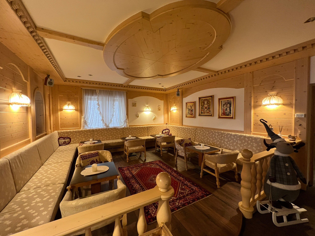 Folgaria Post Hotel主图