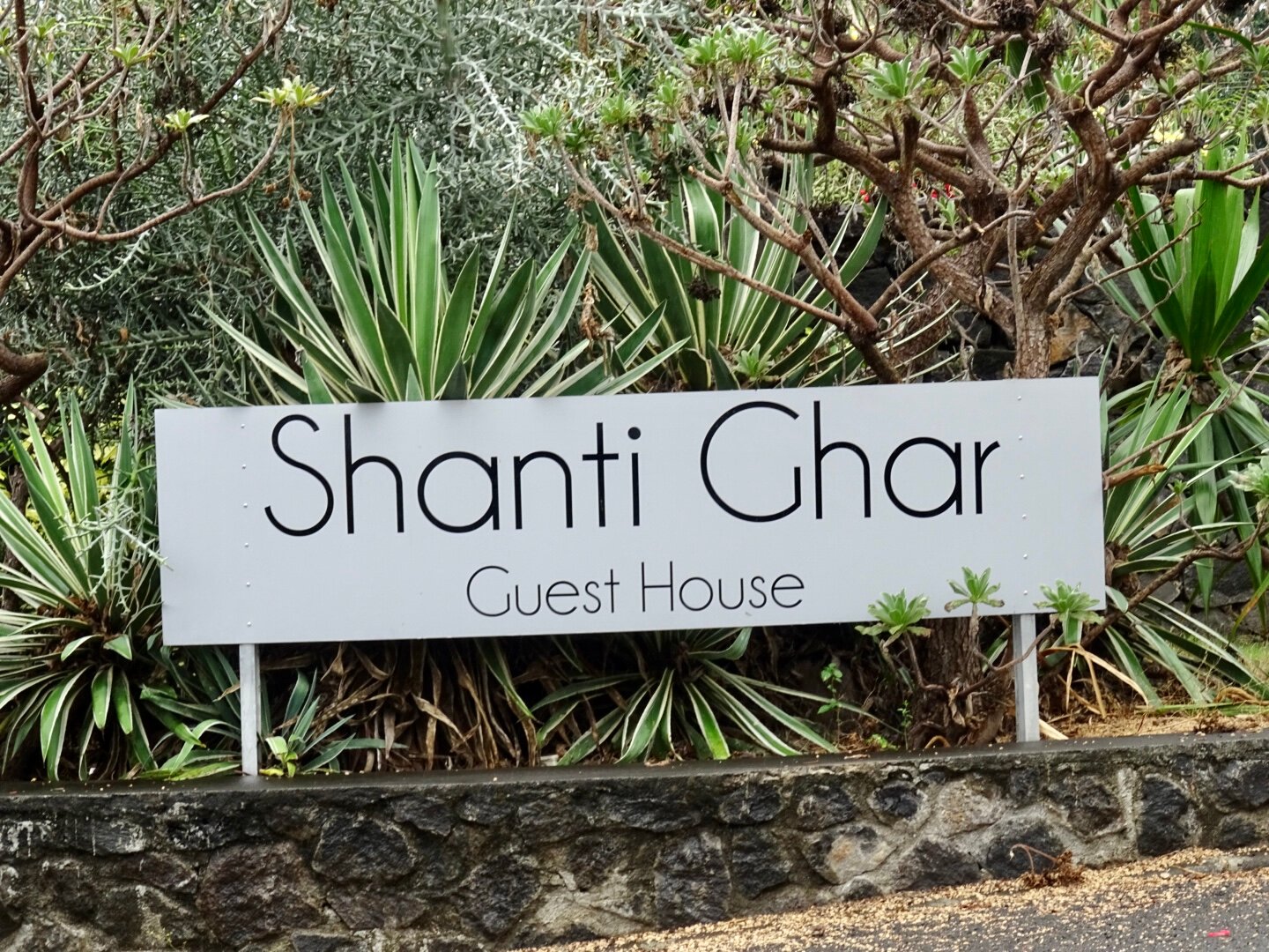 Shanti Ghar Guest House-浴室