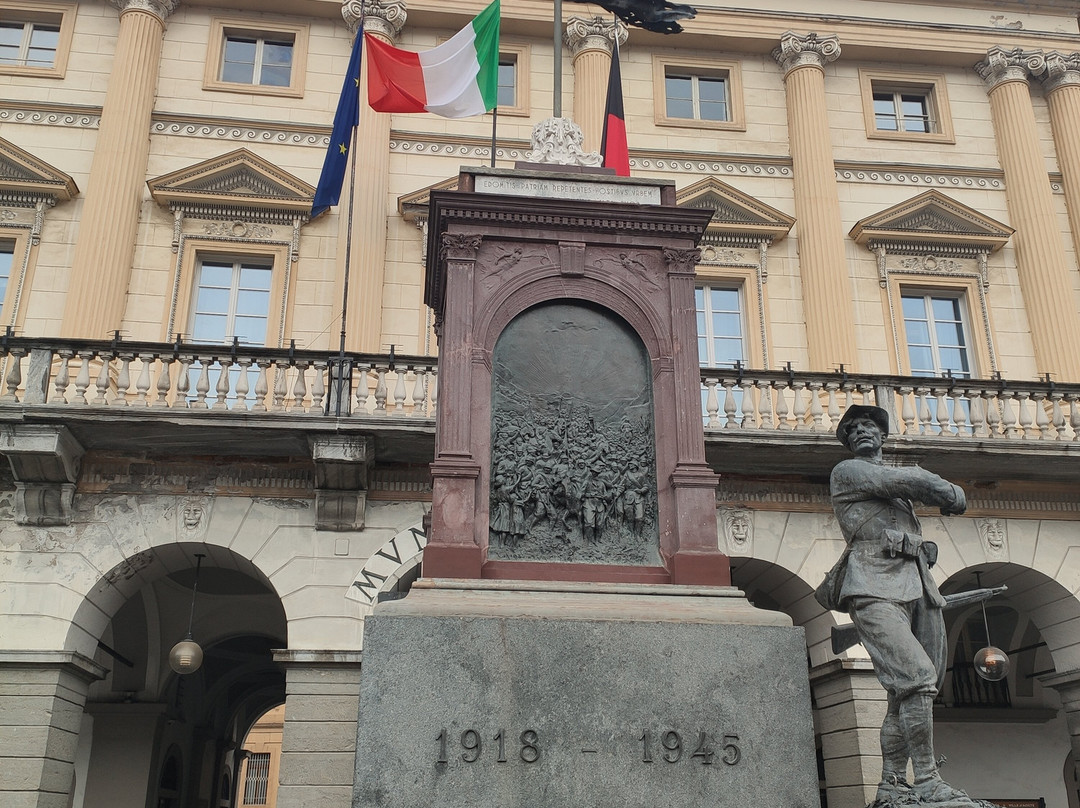 Municipio - Hotel de Ville-奥斯塔必去景点