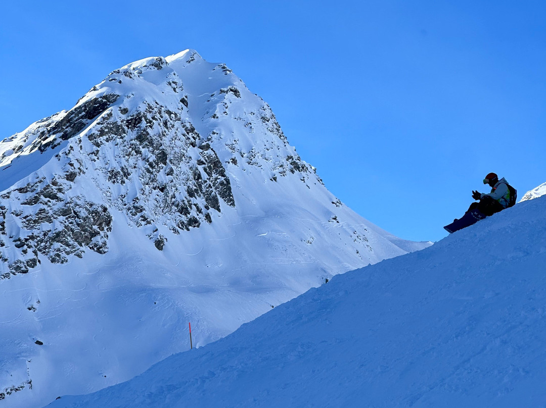 Independent Snowboard School景点图片