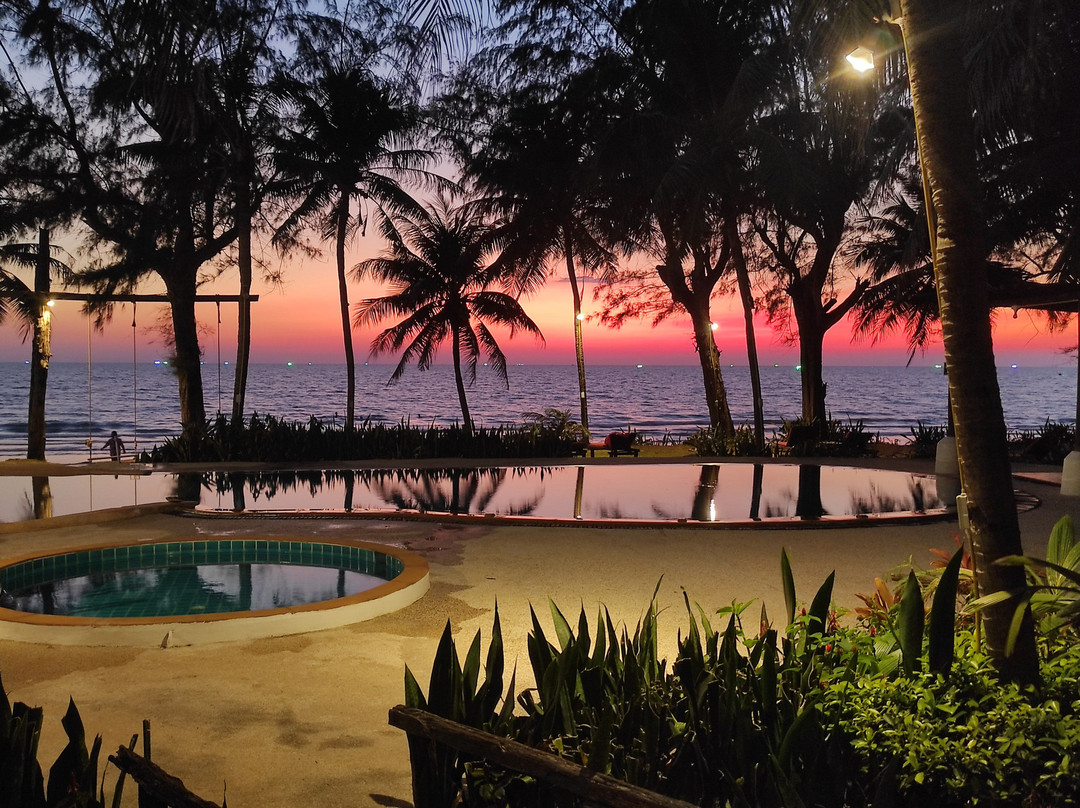 芝瓦里度假村主图