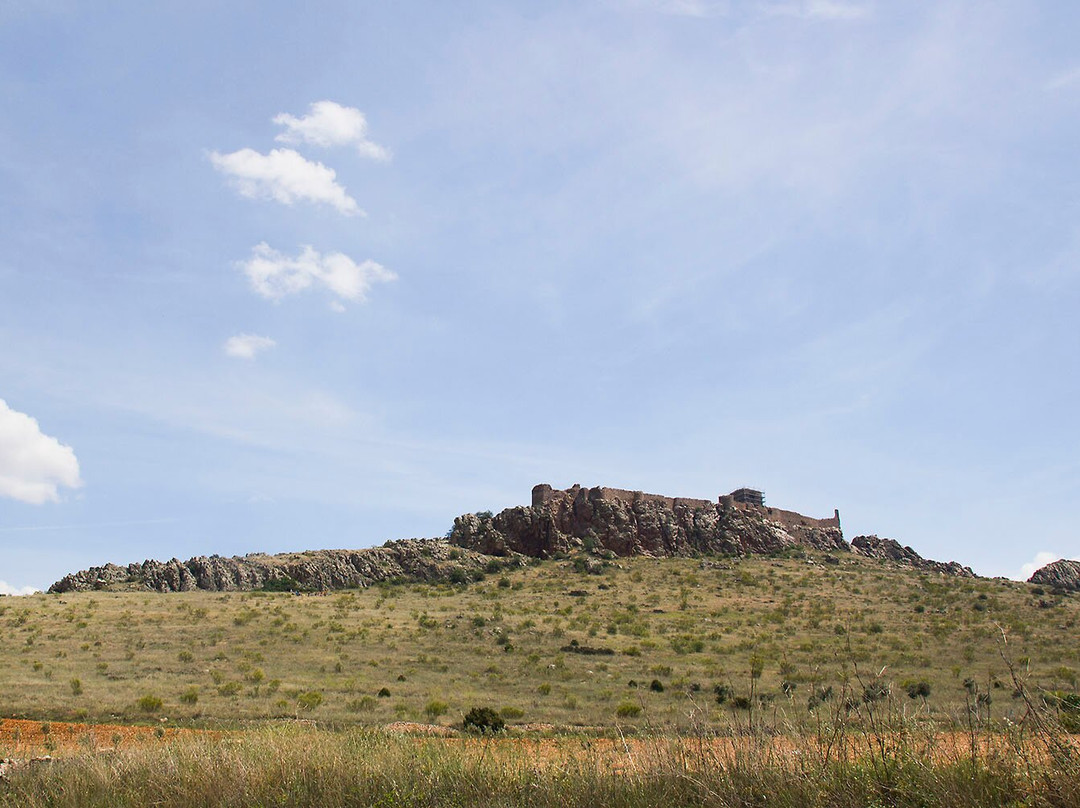 Castillo de Peñas Negras-Mora必去景点