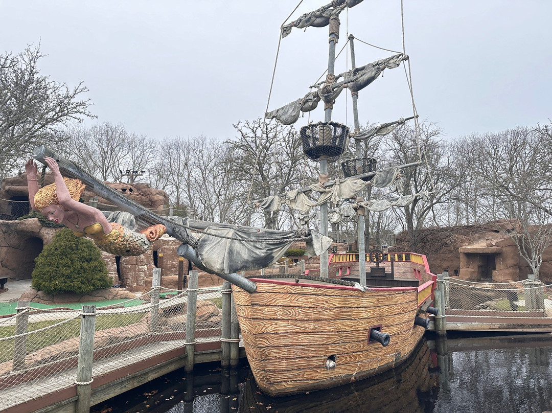 Pirate's Cove Adventure Golf景点图片