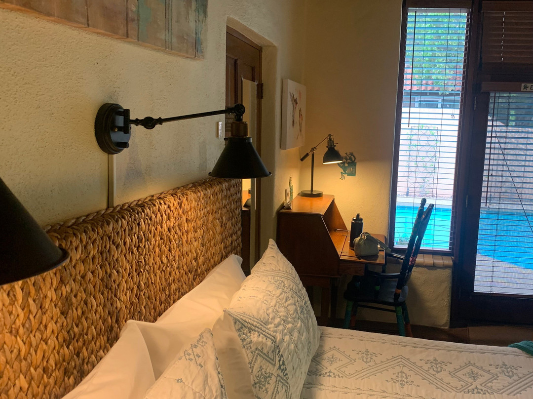 Adobe Rose Inn主图