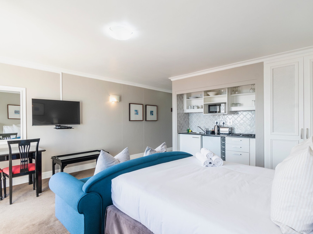 班特里湾豪华套房酒店主图