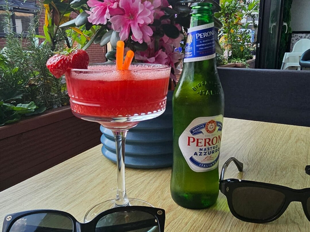 Romax Restaurant & Cocktail Bar