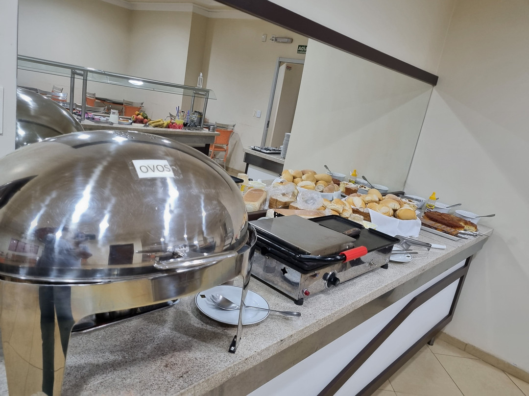 Dourados Center Hotel主图