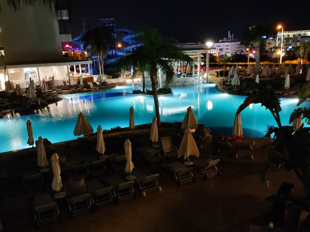 Sunrise Oasis Hotel & Waterpark主图