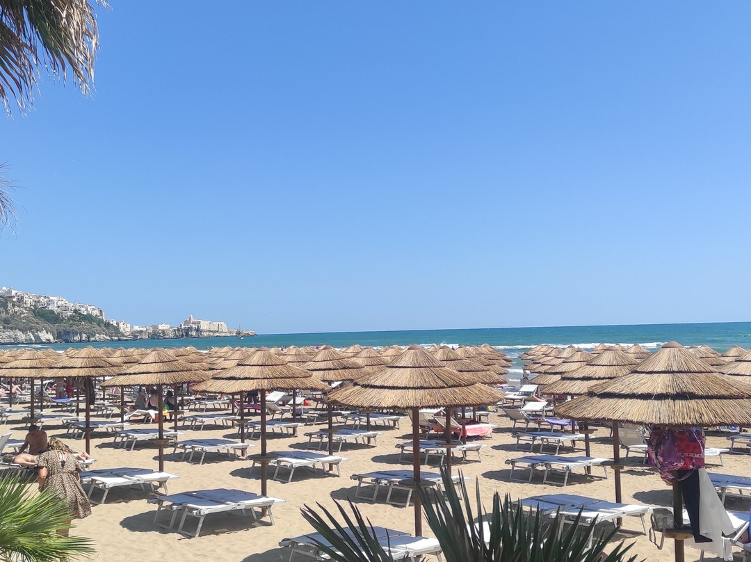 Pelikano Beach-维耶斯泰必去景点