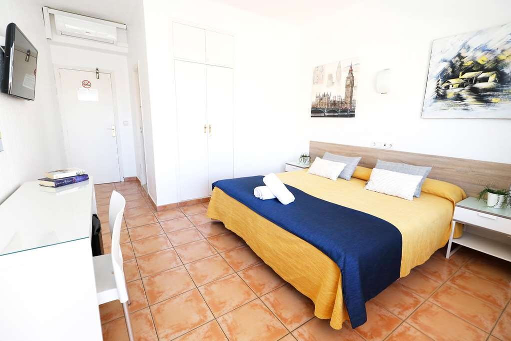 Son Caliu酒店住宿-Hostal Residencia Gil