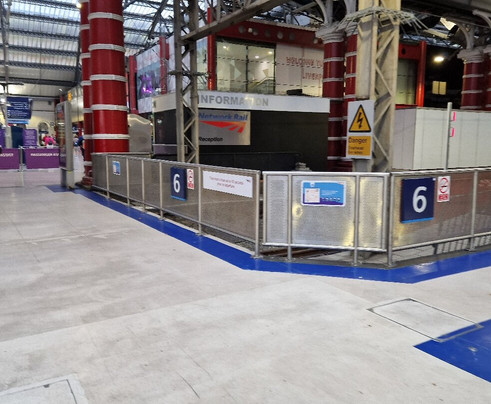 Lime Street Visitor Information Centre-利物浦必去景点