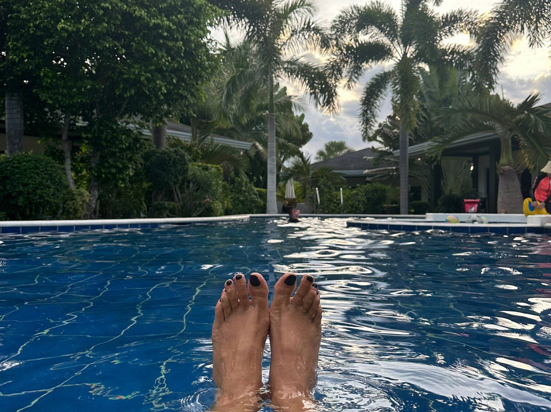 阿罗那皇家棕榈度假酒店主图