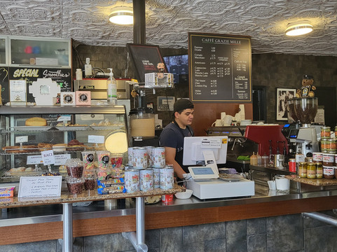 Little Italy-蒙特利尔必去景点