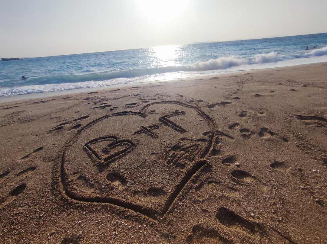Karavostasi Beach景点图片