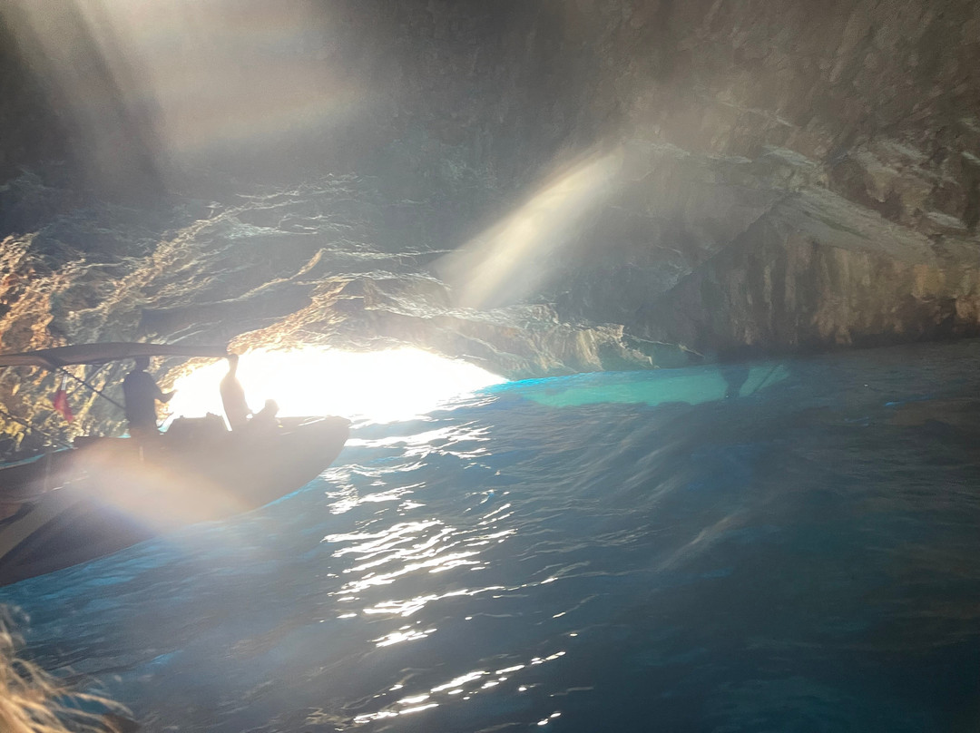 LIMITLESS SPEED BOAT TOURS KOTOR-科托尔必去景点