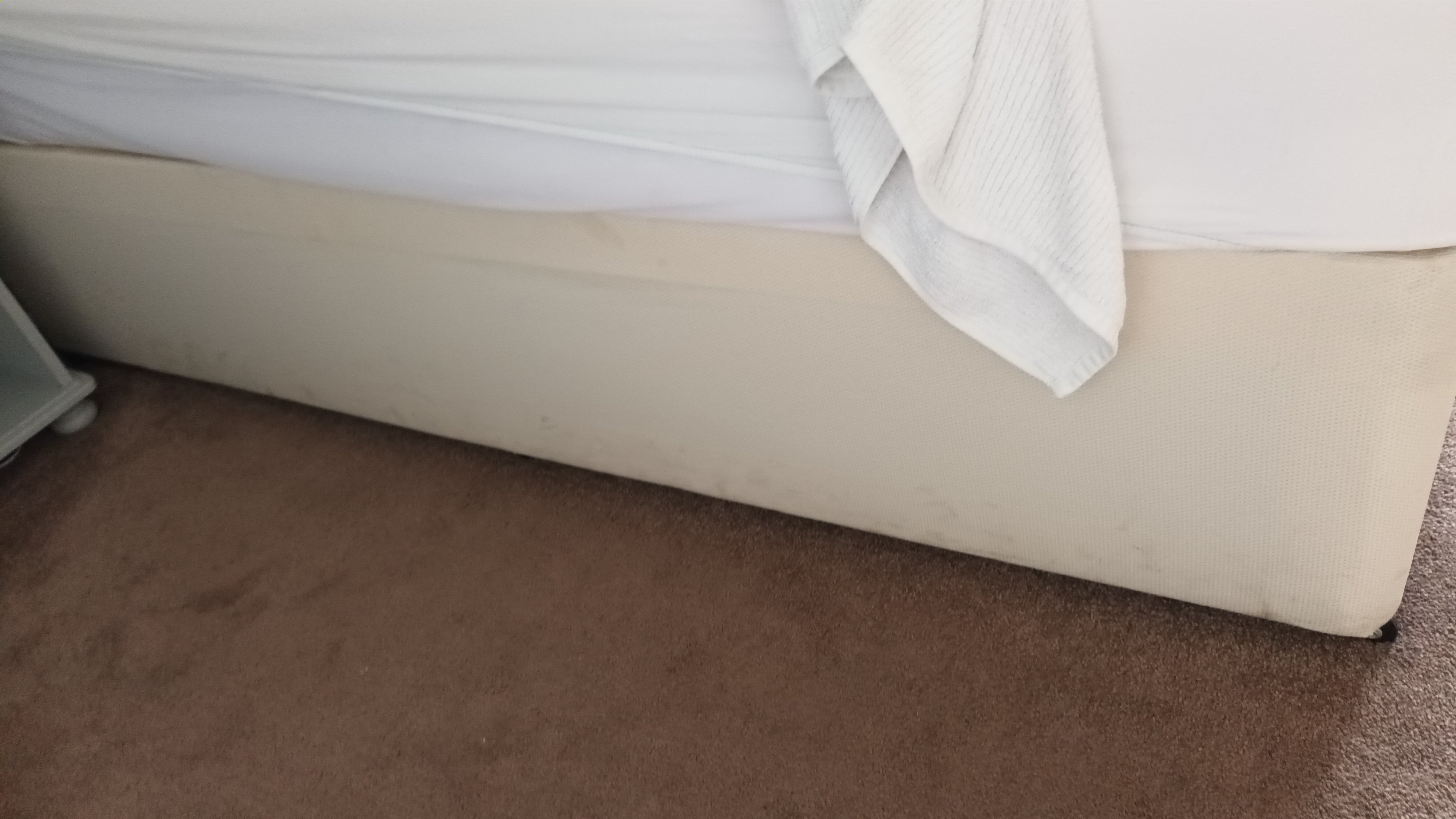 The Penruddocke Arms Hotel-浴室