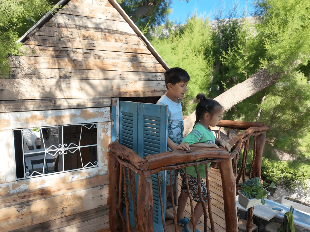 Lakki Village Family Beach Hotel主图