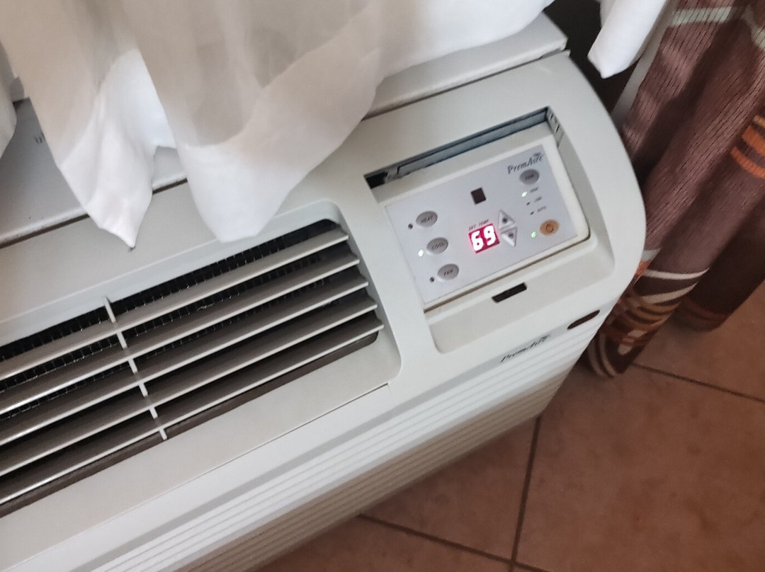 Quality Inn & Suites At The Outlets Mercedes/Weslaco主图