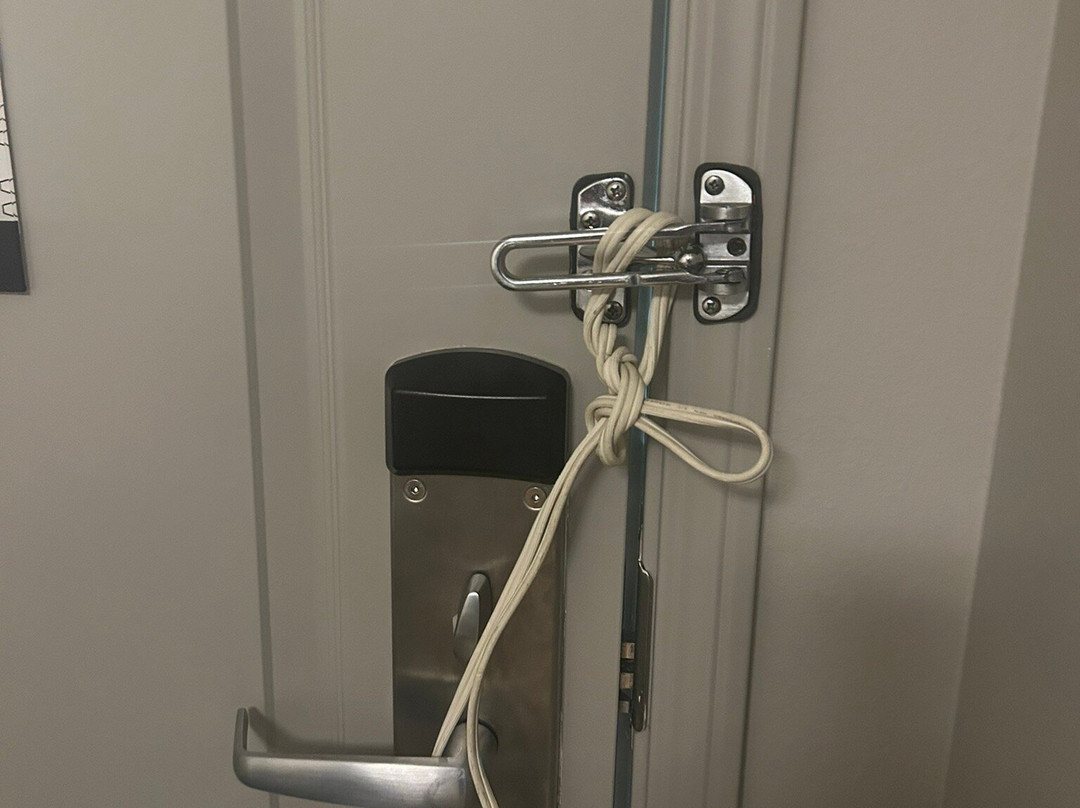 布莱顿希尔顿恒庭酒店主图