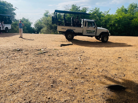 S and S Tours-瓦勒迦玛必去景点