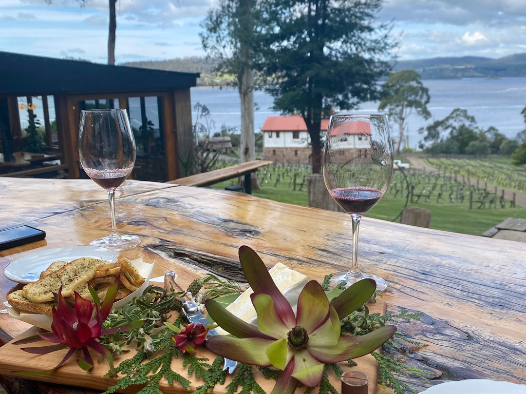 Marion's Vineyard-Deviot必去景点