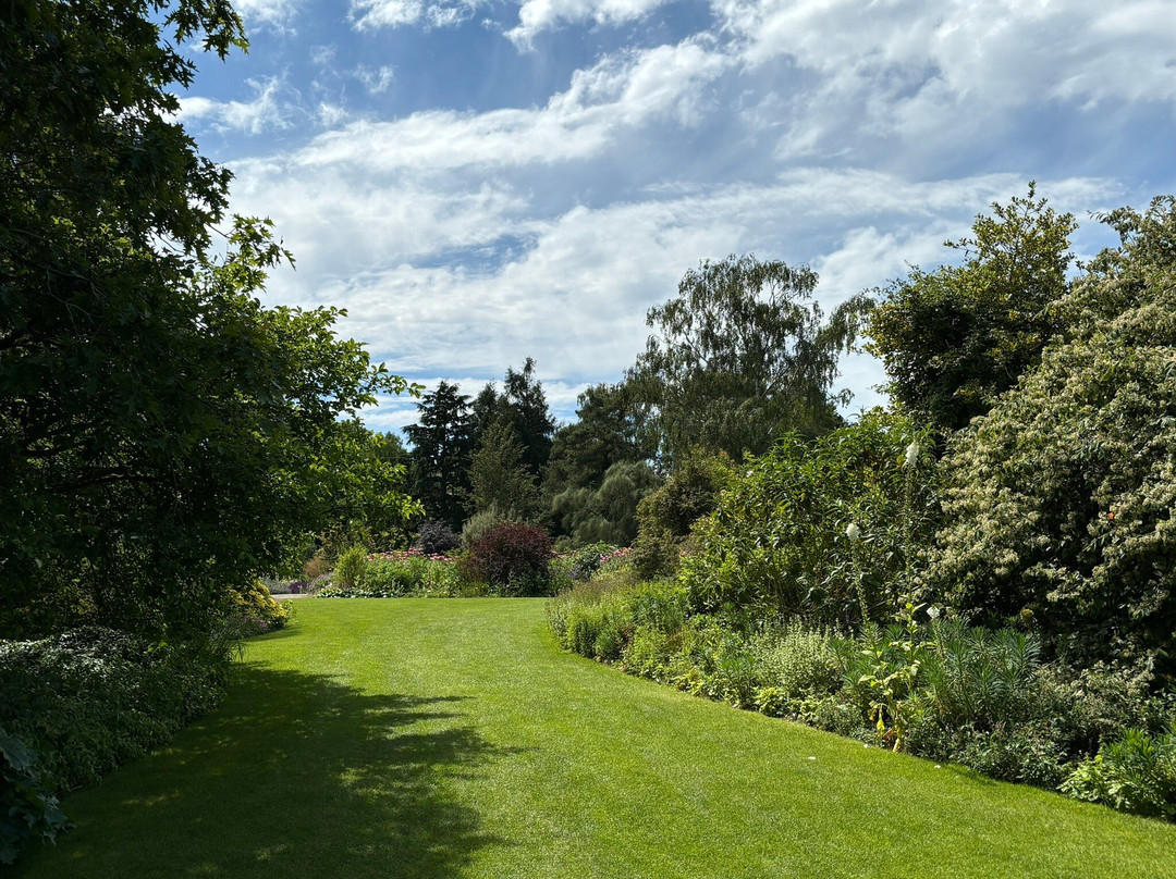 Beth Chatto's Plants & Gardens景点图片
