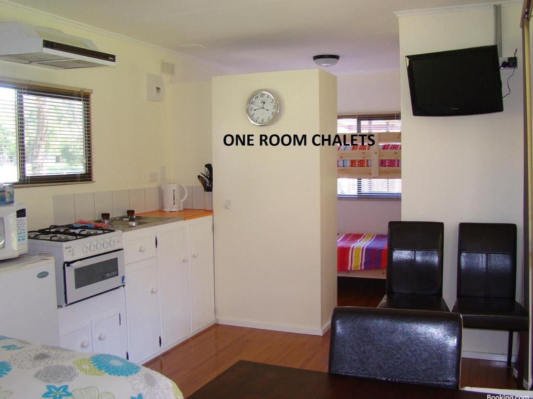 Ocean Beach Hideaway主图