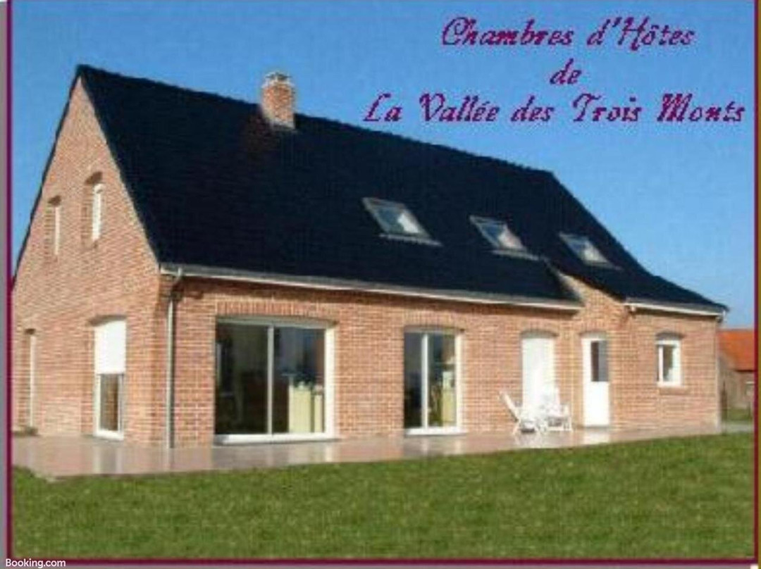 La Vallee des Trois Monts主图