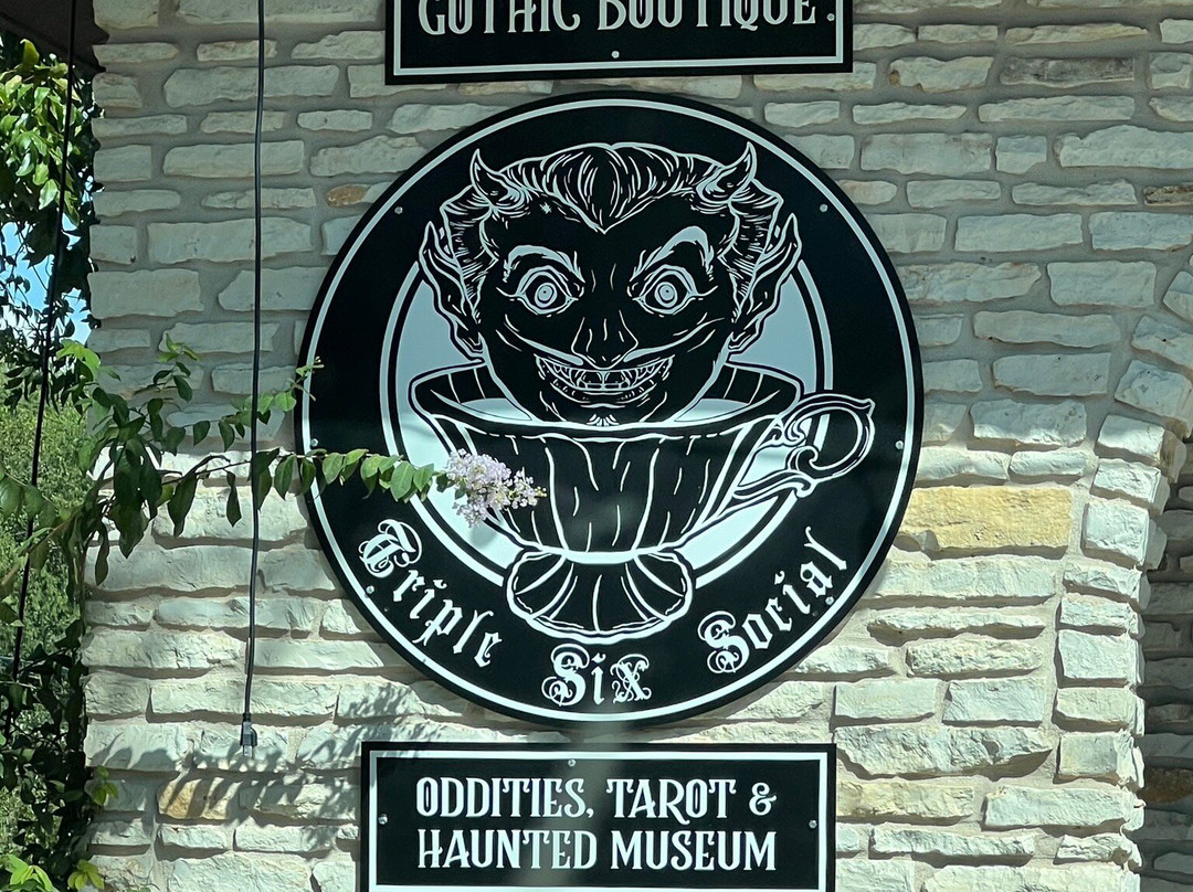 Parapeculiar Museum Of Haunted Items