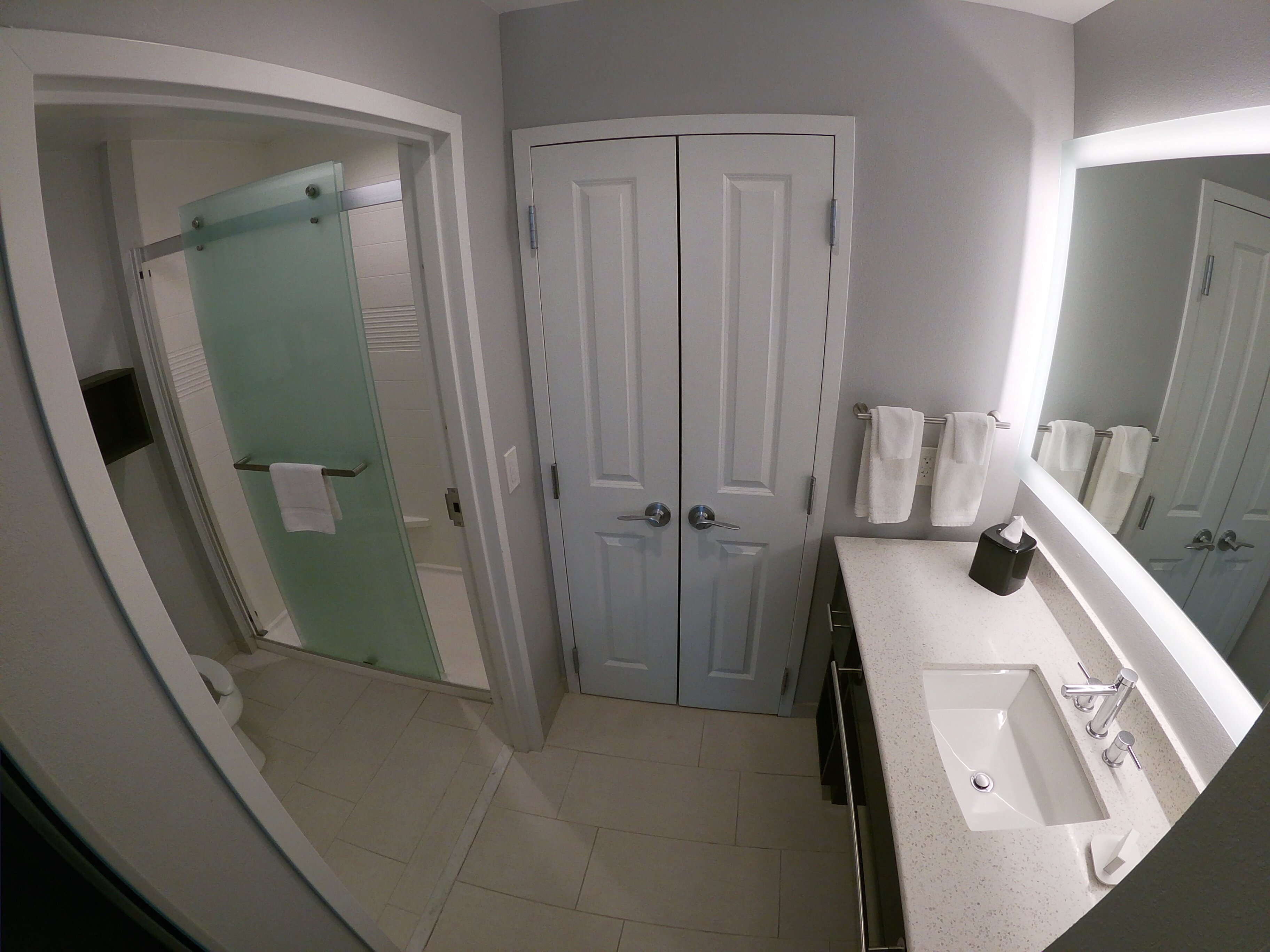 Homewood Suites by Hilton Allentown Bethlehem Center Valley-浴室