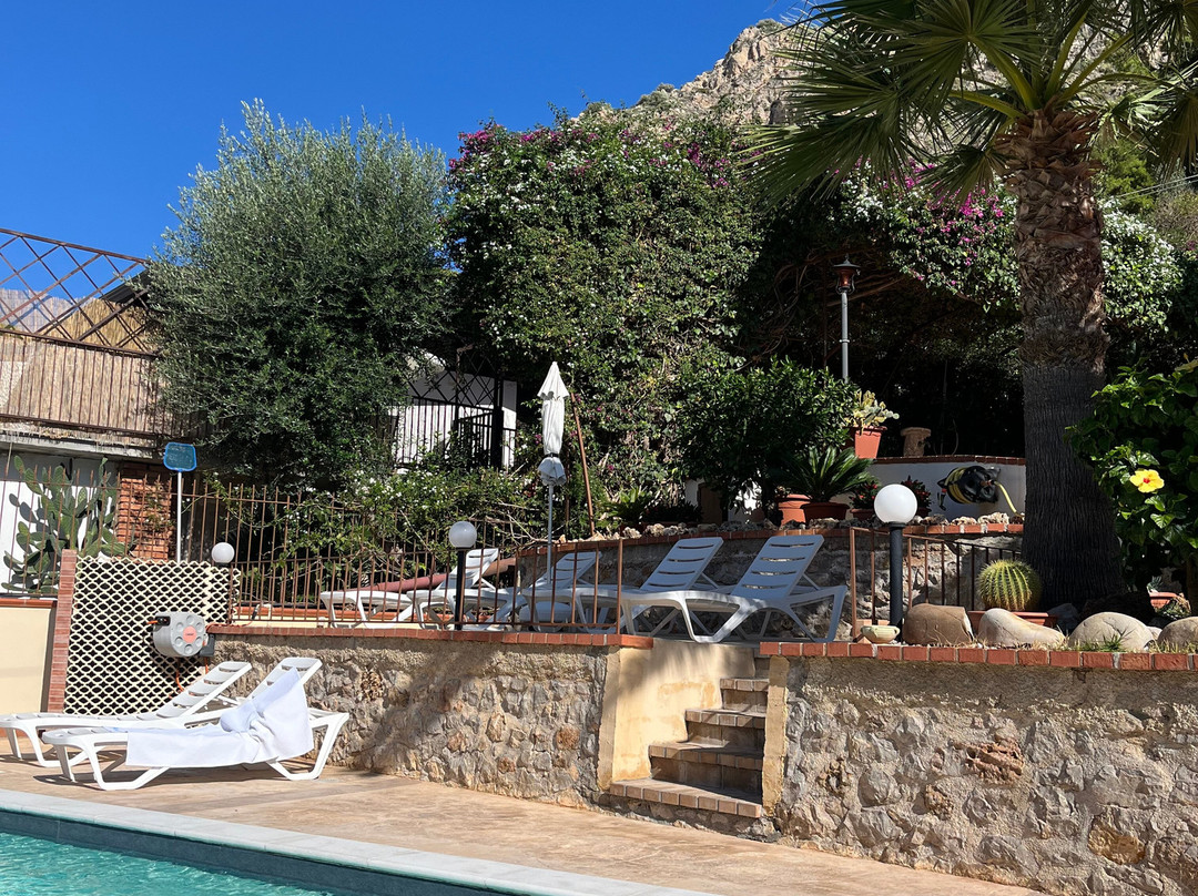 Villa del Golfo Urio with Swimming Pool Shared by the Two Apartments it is Essential to Have a Car