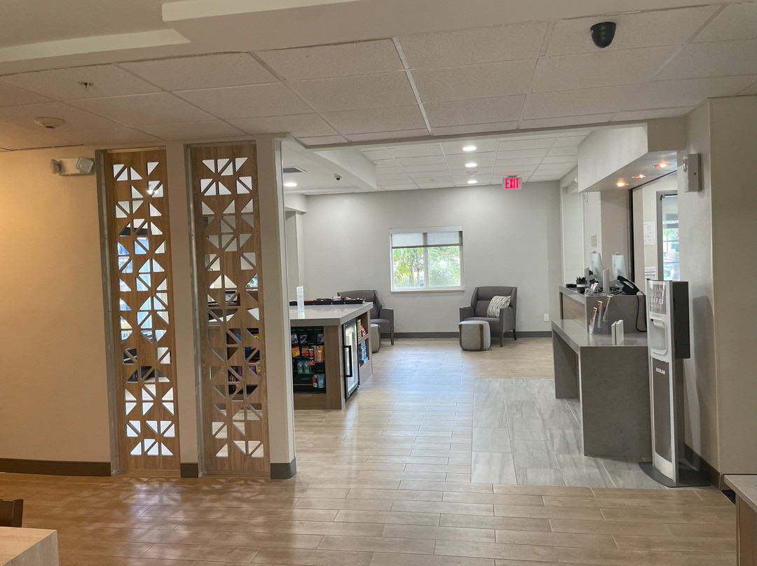 Candlewood Suites Fort Myers-Sanibel Gateway by IHG主图