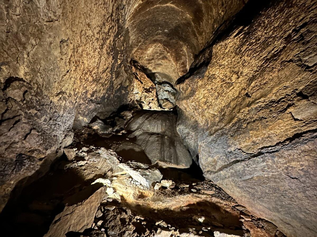 Cueva Del Agua景点图片