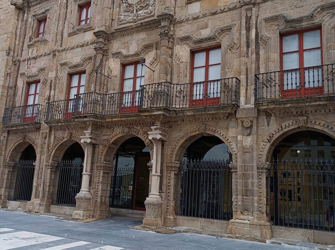 Palacio de Revillagigedo-希洪必去景点