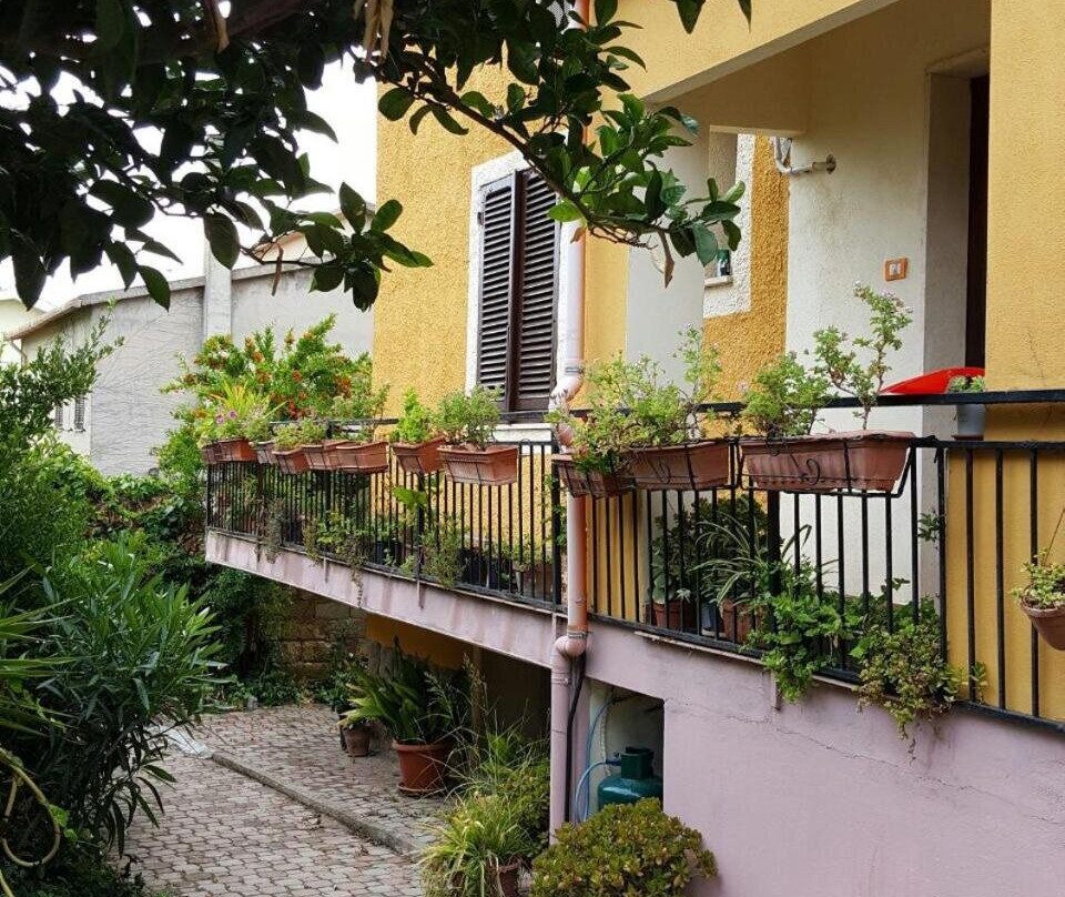 Codrongianos酒店住宿-Bed And Breakfast Sara