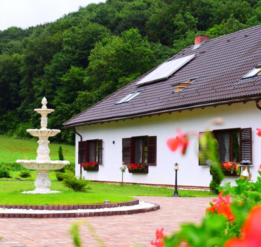 Domeniul Poiana Ursului
