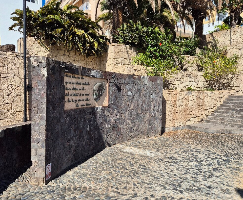 Pedro Garcia Cabrera Monument-洛斯克里斯蒂亚诺斯必去景点