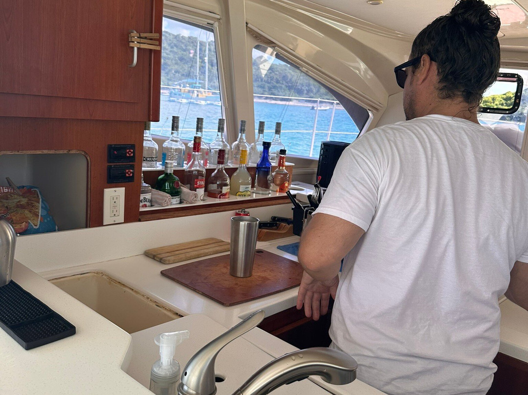 Sail Meow-圣 托马斯必去景点