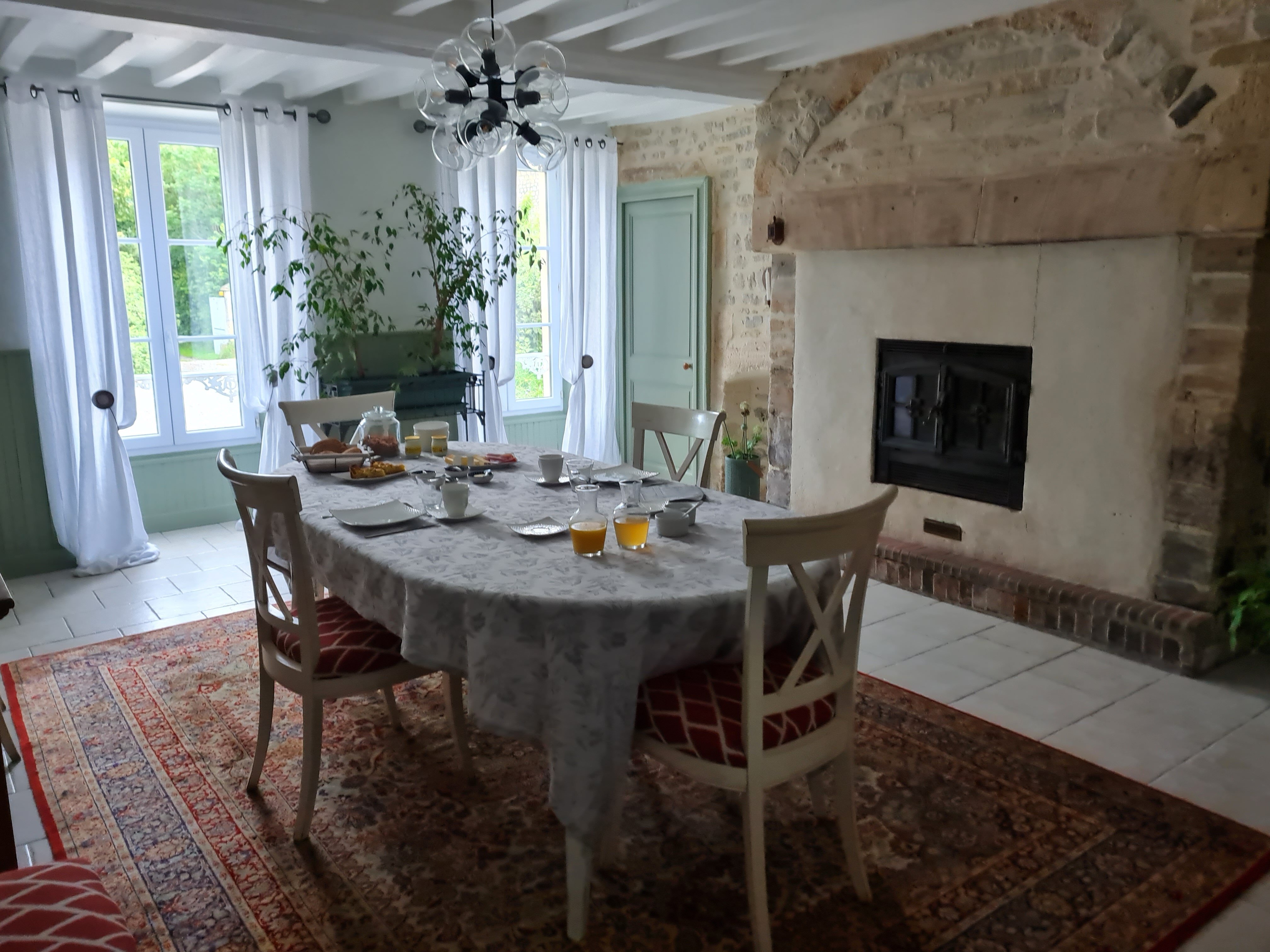 Domaine De La Cour Vautier-餐饮