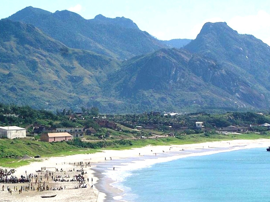 Anse Dauphine景点图片